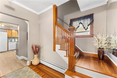 51 Seventh Street East Providence RI 02914