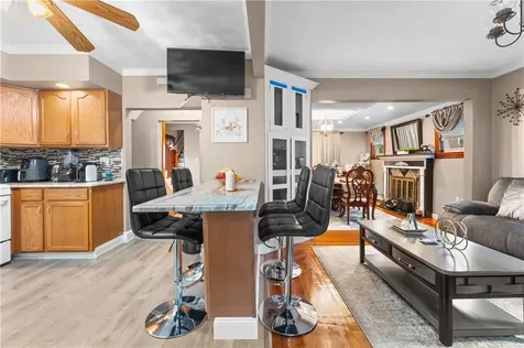 51 Seventh Street East Providence RI 02914