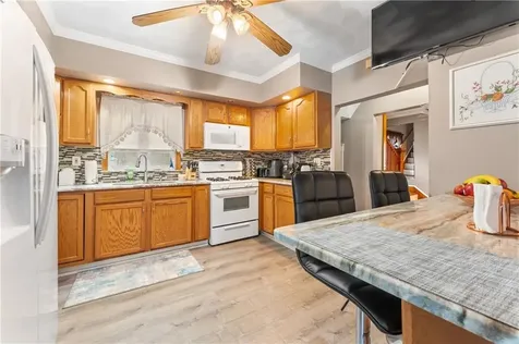 51 Seventh Street East Providence RI 02914