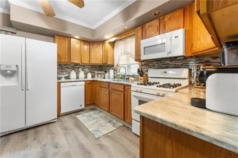 51 Seventh Street East Providence RI 02914