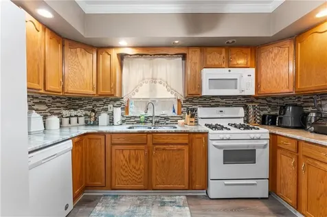 51 Seventh Street East Providence RI 02914