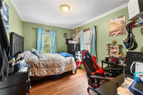 51 Seventh Street East Providence RI 02914