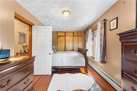 51 Seventh Street East Providence RI 02914