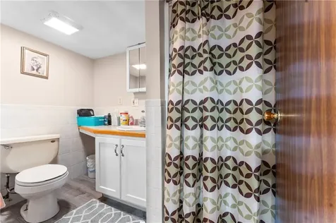 51 Seventh Street East Providence RI 02914