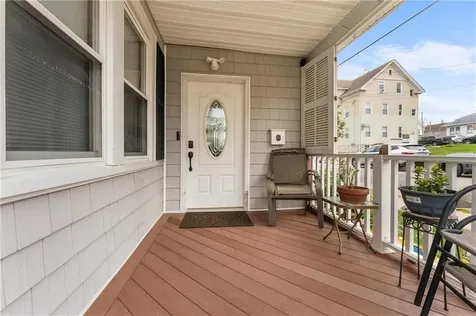 51 Seventh Street East Providence RI 02914