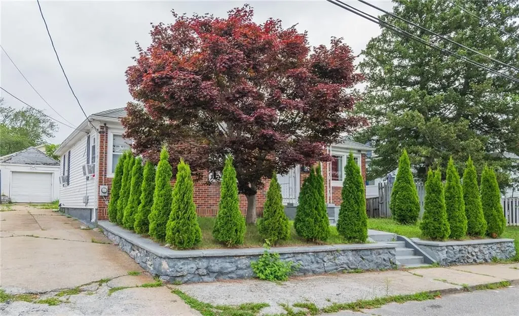 95 Elwyn Street Cranston RI 02920