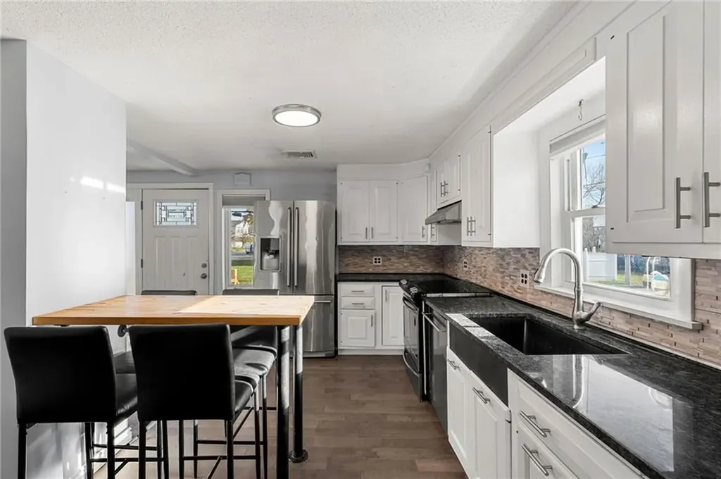 56 Irving Avenue East Providence RI 02914