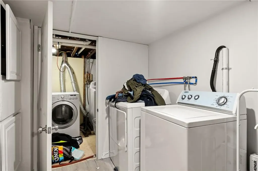 56 Irving Avenue East Providence RI 02914