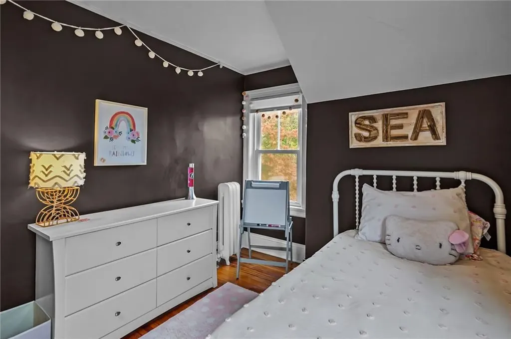 98 Columbia Avenue Cranston RI 02905