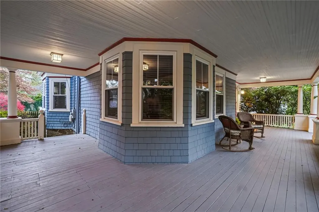 98 Columbia Avenue Cranston RI 02905