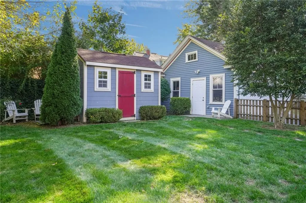 98 Columbia Avenue Cranston RI 02905