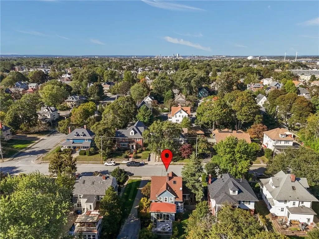 98 Columbia Avenue Cranston RI 02905