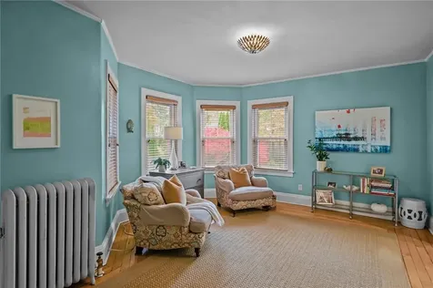 98 Columbia Avenue Cranston RI 02905