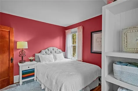 98 Columbia Avenue Cranston RI 02905