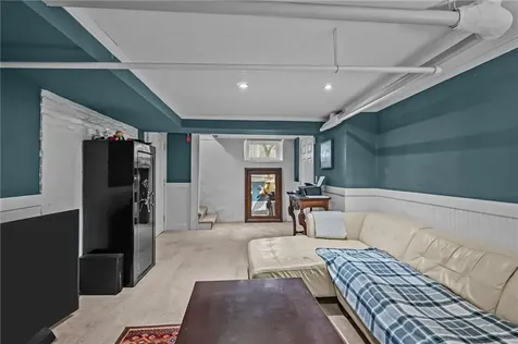 98 Columbia Avenue Cranston RI 02905