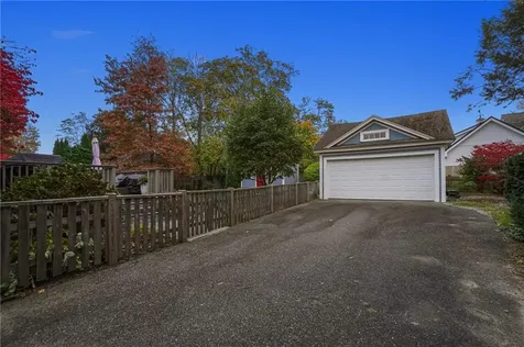 98 Columbia Avenue Cranston RI 02905