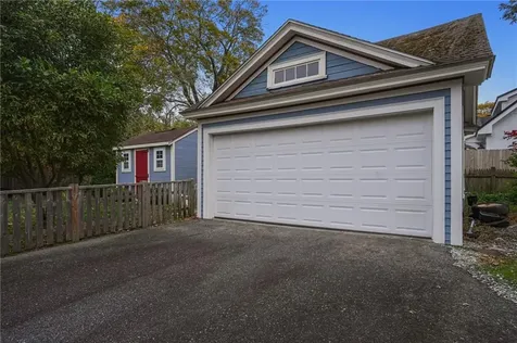 98 Columbia Avenue Cranston RI 02905