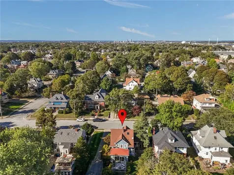 98 Columbia Avenue Cranston RI 02905