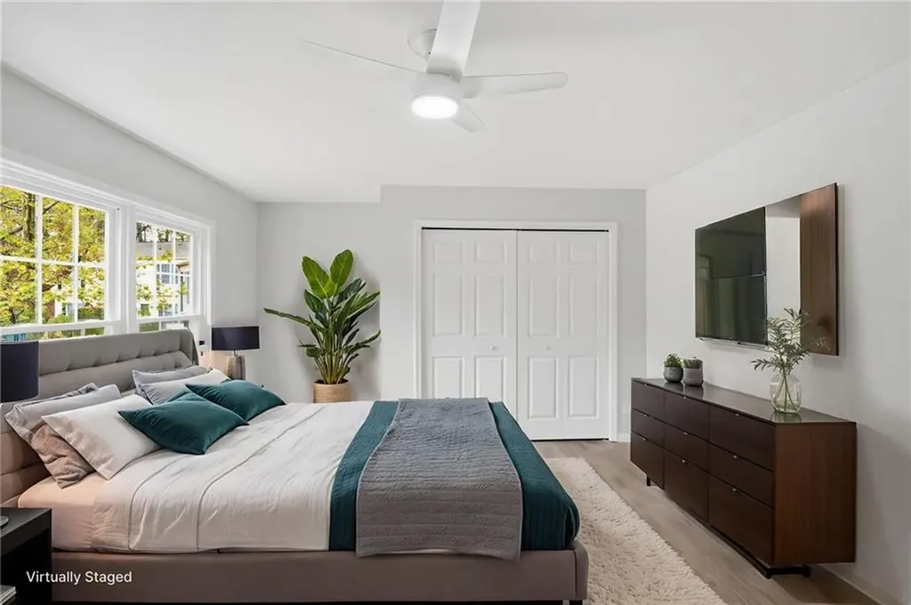 30 Riverwoods Court East Providence RI 02916