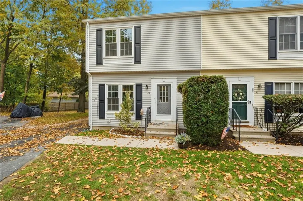 30 Riverwoods Court East Providence RI 02916