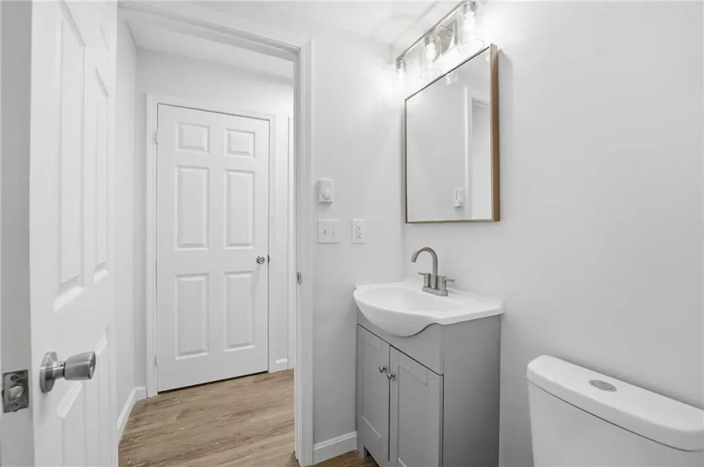 30 Riverwoods Court East Providence RI 02916