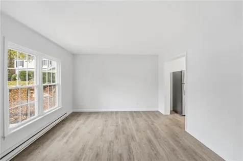 30 Riverwoods Court East Providence RI 02916