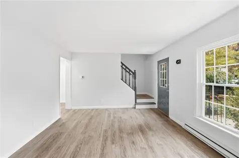 30 Riverwoods Court East Providence RI 02916