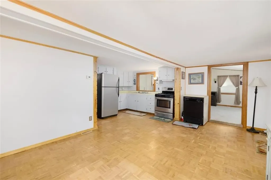 375 Namquid Drive Warwick RI 02886