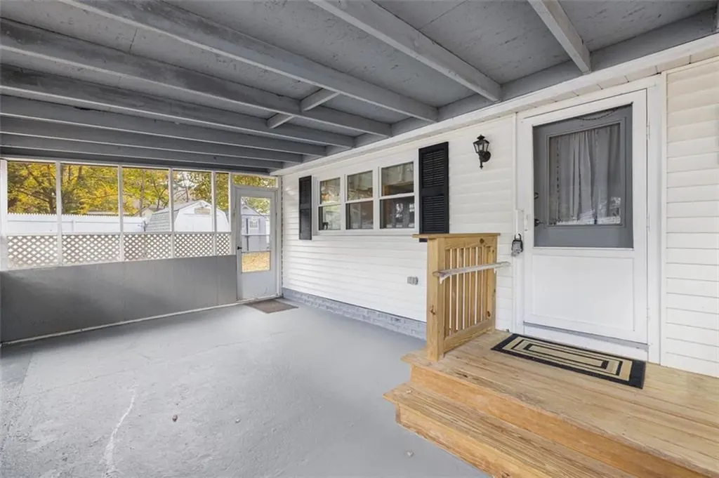 375 Namquid Drive Warwick RI 02886