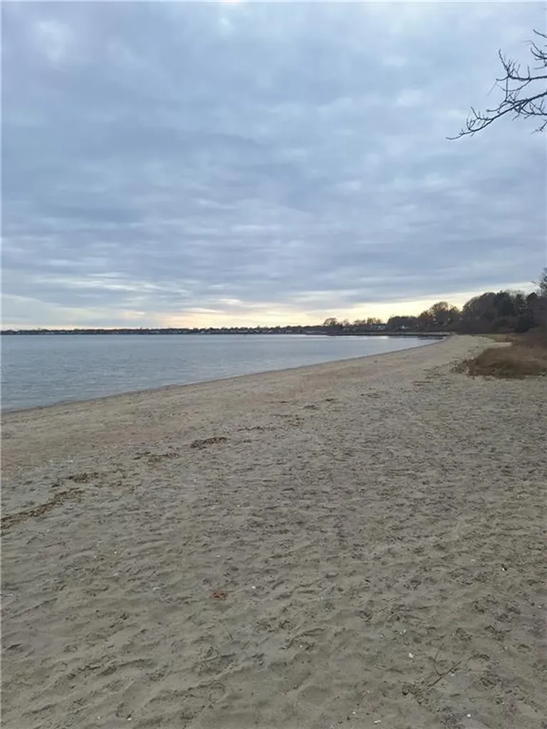 375 Namquid Drive Warwick RI 02886