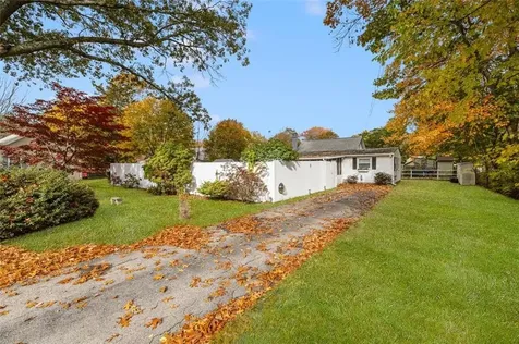 375 Namquid Drive Warwick RI 02886