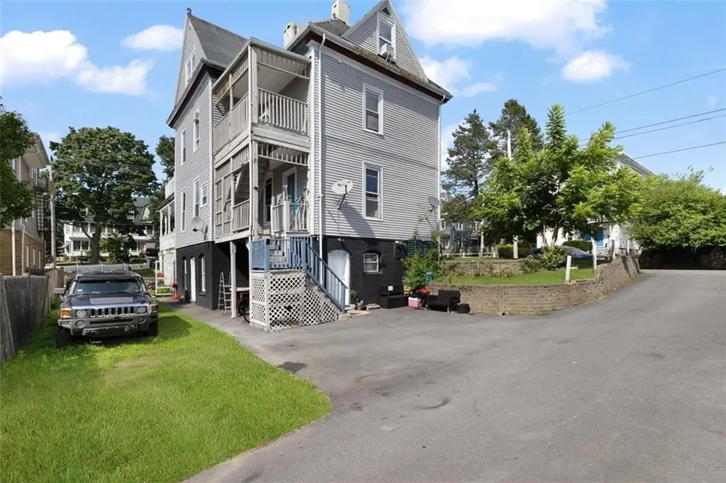 311 Elm Street Woonsocket RI 02895
