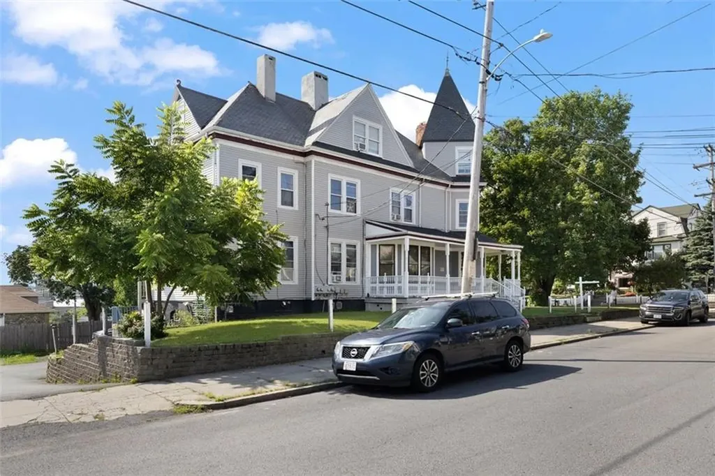311 Elm Street Woonsocket RI 02895