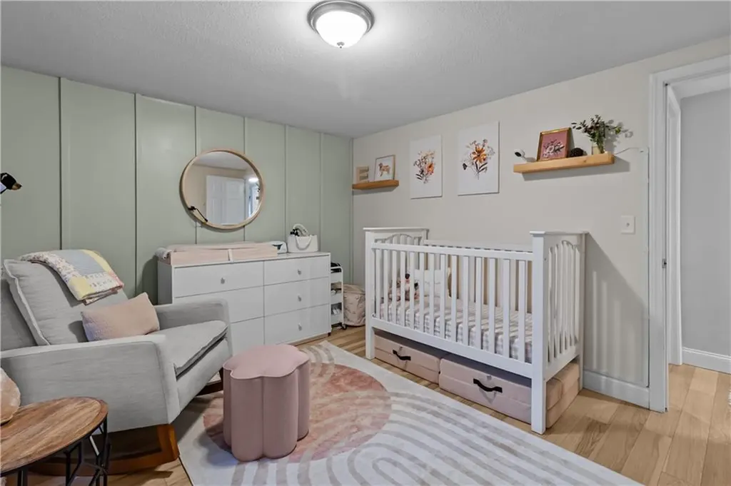 28 Chatworth Avenue Warwick RI 02886