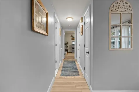 28 Chatworth Avenue Warwick RI 02886