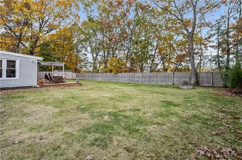 28 Chatworth Avenue Warwick RI 02886