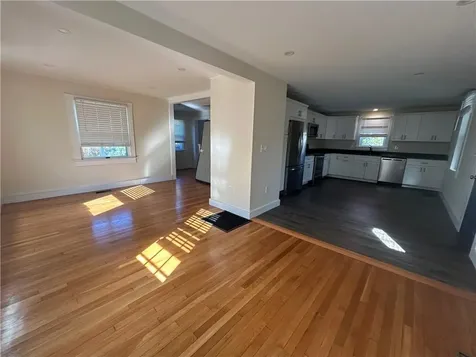 39 Reynolds Street North Kingstown RI 02852