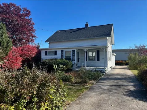 39 Reynolds Street North Kingstown RI 02852