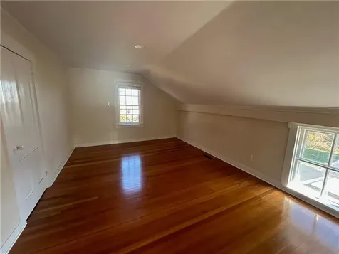 39 Reynolds Street North Kingstown RI 02852