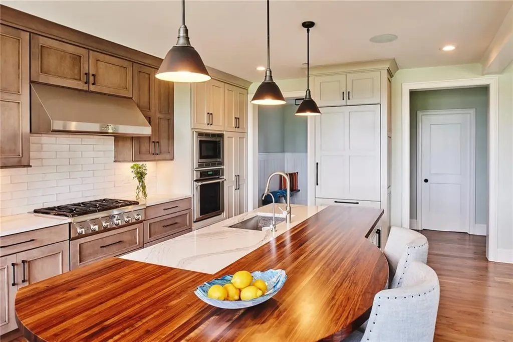 3 Amore Lane East Greenwich RI 02818