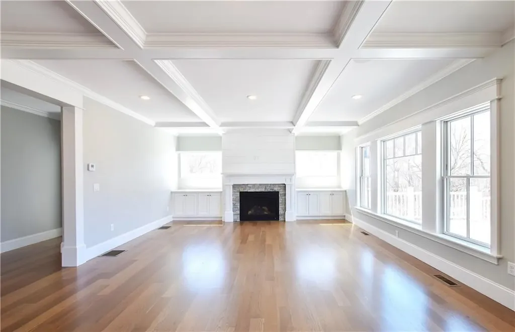 2 Amore Lane East Greenwich RI 02818