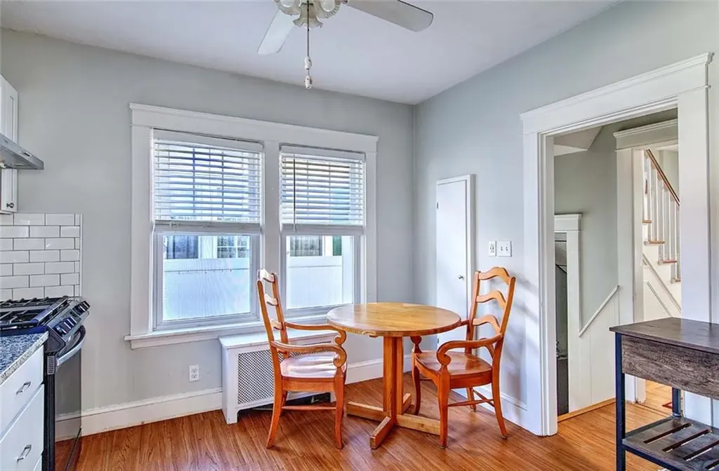 21 Chaucer Street Providence RI 02908