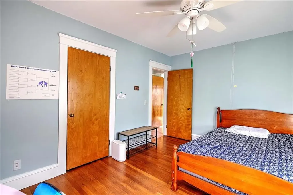 21 Chaucer Street Providence RI 02908