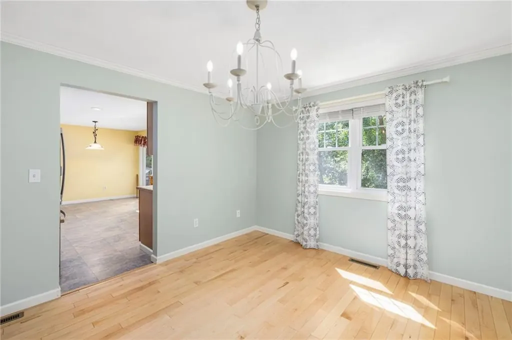 341 Sumner Avenue Warwick RI 02888