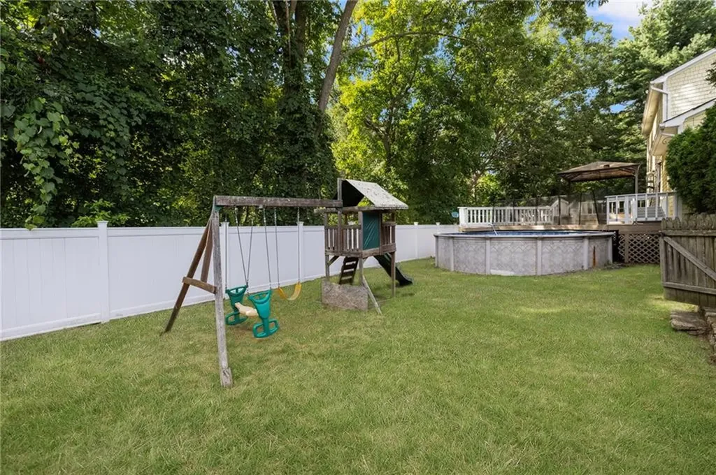 341 Sumner Avenue Warwick RI 02888