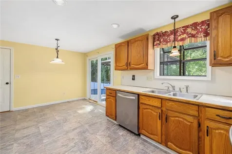 341 Sumner Avenue Warwick RI 02888