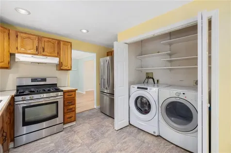 341 Sumner Avenue Warwick RI 02888