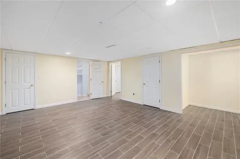 341 Sumner Avenue Warwick RI 02888