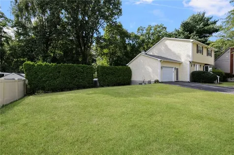 341 Sumner Avenue Warwick RI 02888
