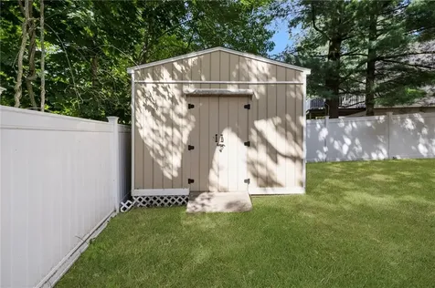 341 Sumner Avenue Warwick RI 02888